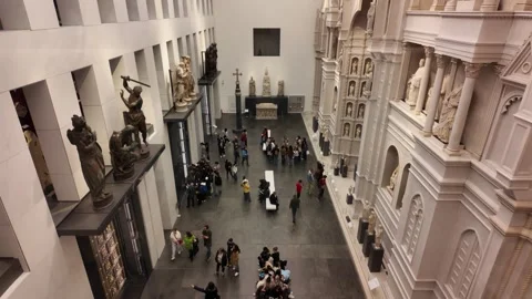 Hall of Paradise, Cathedral Museum Interior. Vidéo 330198712