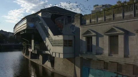 Hallesches Tor U-Bahn 動画素材 80795494