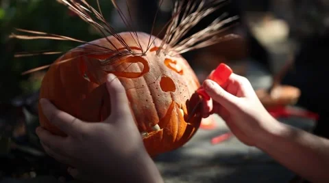 Halloween carving Pumpkin Vídeos de archivo 44577199
