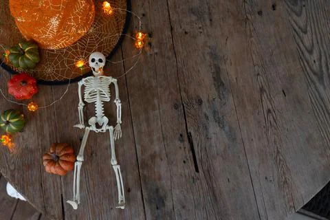 Halloween Copy Space Scene: Lying Figure with Expansive Background for Text A Stock-Fotos