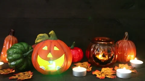 Halloween. Pumpkins glow in the dark. Stock Footage 140449890