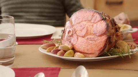 Ham family dinner Video stock 81491826