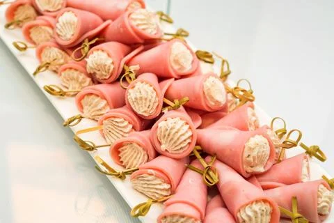 Ham rolls appetizer Foto stock