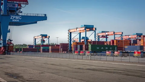 Hamburg Container Terminal Timelapse Master Shot Vídeos de archivo 166557124