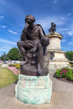 Hamlet Statue Stock Photos