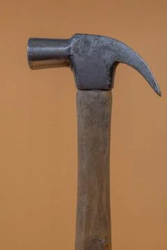 Hammer to remove and insert nails Foto stock