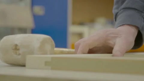 Hammering frame 스톡 동영상 163413840