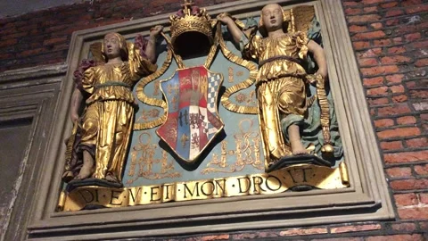 HAMPTON COURT PALACE Stock Footage 135539991