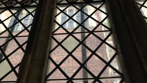HAMPTON COURT PALACE Stock Footage 135540130