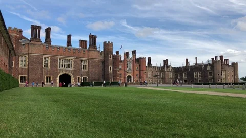 Hampton Court Palace Front view from Lawn Stock-Footage 110887073