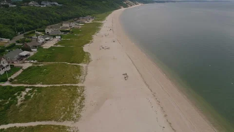 Hamptons coast line 스톡 동영상 133728074