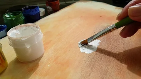 Hand brush draws slow motion Video stock 89253066