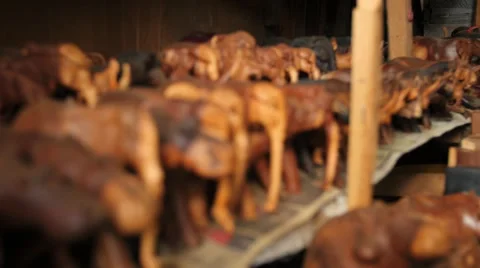 Hand carved animals rack focus Vídeos de archivo 55090441