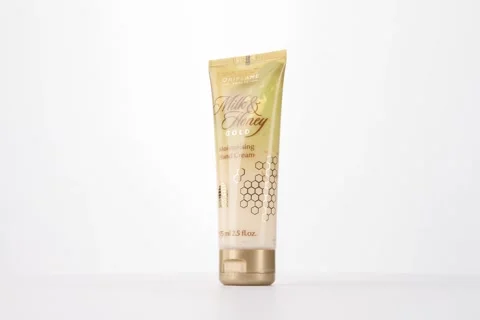 Hand cream Stock Footage 271369407