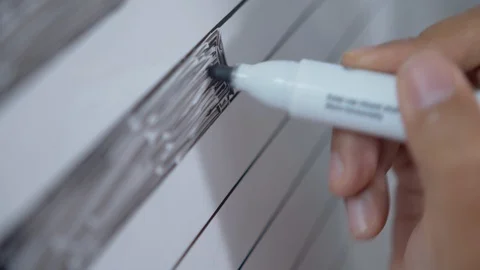 Hand drawing a graph and chart and on a whiteboard. Video stock 128245576