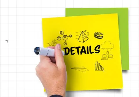 Hand drawing on a post-it a graphic about details Foto stock