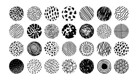 Hand drawn circles doodle texture. Round trendy abstract set black shapes with Illustrazione stock