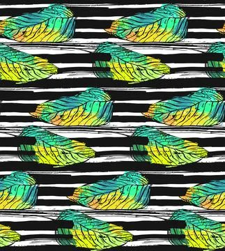 Hand drawn vector abstract textured pattern with tropical exotic green palm leaf 스톡 일러스트
