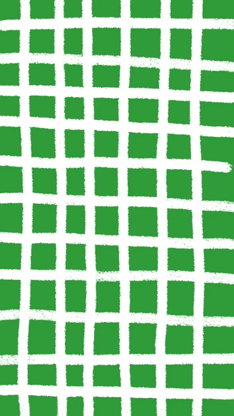Hand-Drawn White Grid Pattern Vertical video | Sketchy Square Mesh Texture Vídeo Stock 332718850