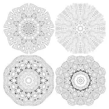 Hand drawn zentangle set of 4 mandalas for coloring page. Ilustração Stock