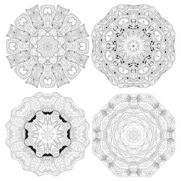 Hand drawn zentangle set of 4 mandalas for coloring page. Ilustração Stock