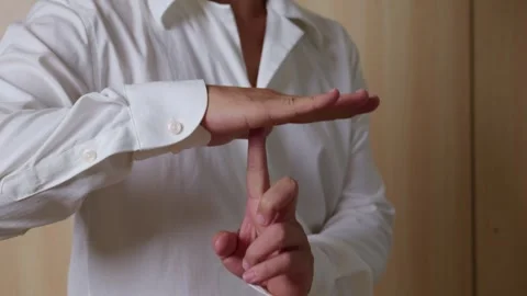 Hand gesture meaning stop. Showing stop sign to camera. 库存影片 345460687