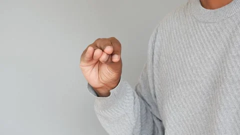 Hand gesture tutorial for effective communication in conversation Vídeos de archivo 302328875