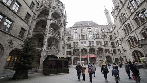 Hand held pan of the Marianplatz in Munich, Germany Stock Footage 120978993