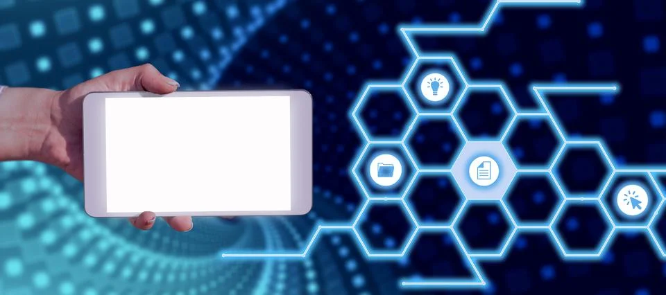 A Hand Holding A Tablet Beside A Pattern With S Presenting Crucial Data In An Foto stock