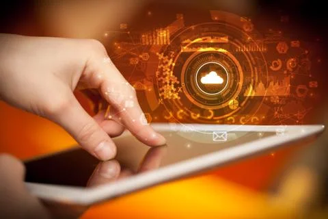 Hand holding tablet with cloud system concept Foto stock