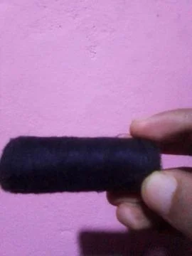 Hand Holding Thread 스톡 사진