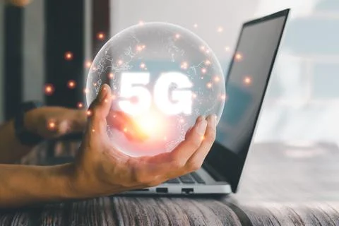 Hand holding virtual global connection with 5G technology. Global network c.. Stock Photos