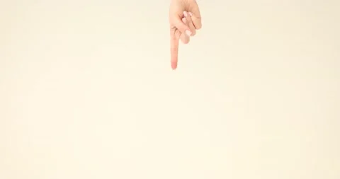 Hand indicates thumbs down gesture. Decrease in commercial indicators 库存影片 234985198