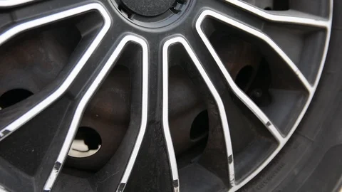 Hand inflates tires. Close up selective focus. Видео 115529116