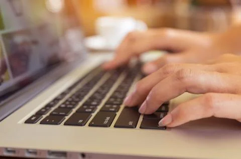 Hand on laptop. Foto stock