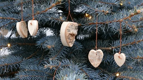 Hand made Christmas tree decorations Stock-Footage 99523722