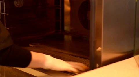 Hand with microfiber cleaning inside electric oven Vídeos de archivo 59579854