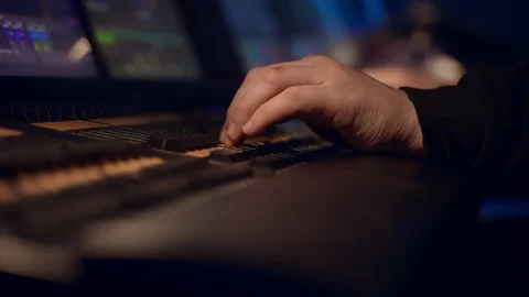 Hand on a mixing console 스톡 동영상 211127832