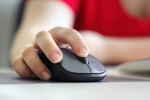 Hand with mouse
