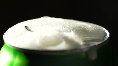 Hand open a can of beer, black background, close-up Stock Footage 304041202