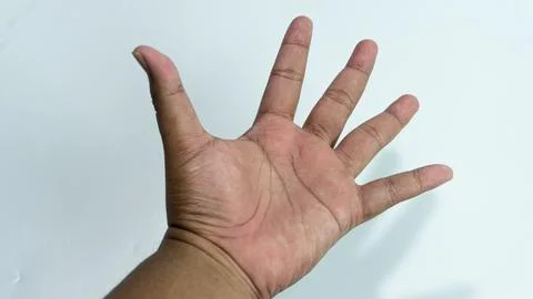 Hand in open five-finger pose, showing five fingers isolated on white backg.. Stock Photos
