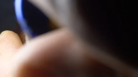 The hand opens the lid on the bottle Stock-Footage 86787870