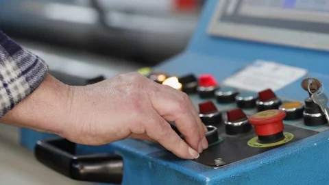 Hand operate industrial machine control panel - close up 스톡 동영상 126225704