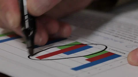 Hand outlines graph Video stock 35547898