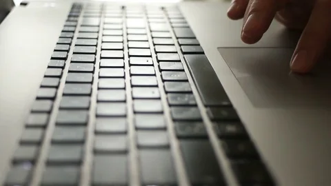 Hand over keyboard 스톡 동영상 71182260