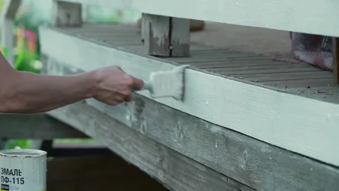 Hand with a paint brush 스톡 동영상 202193010