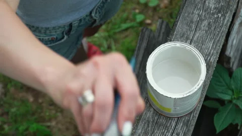 Hand with a paint brush 스톡 동영상 202307960