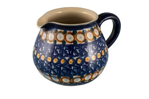 Hand-Painted Blue Ceramic Pitcher Jug With Traditional Folk Pottery Pattern.. 스톡 사진
