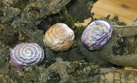 Hand painted walnuts shells Foto stock