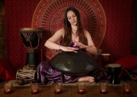Hand pan player Foto stock